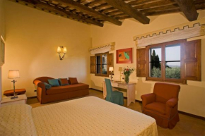  Sovana Hotel & Resort  Сована